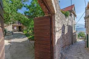 Отель Apartments Jerkica - 50 m from sea  Сутиван